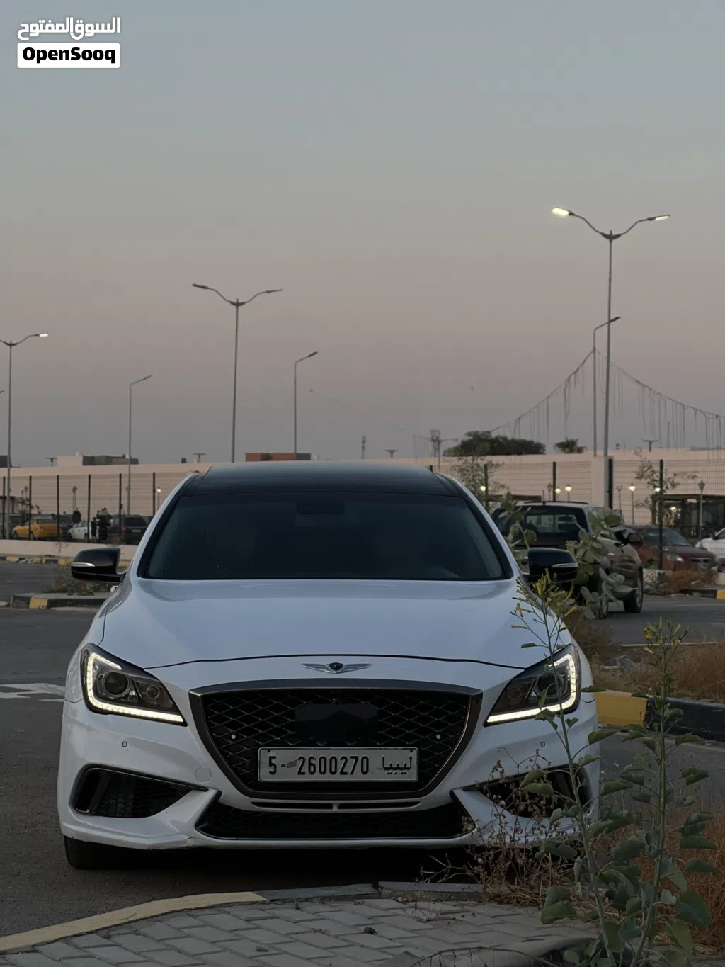 جينيسيس G80