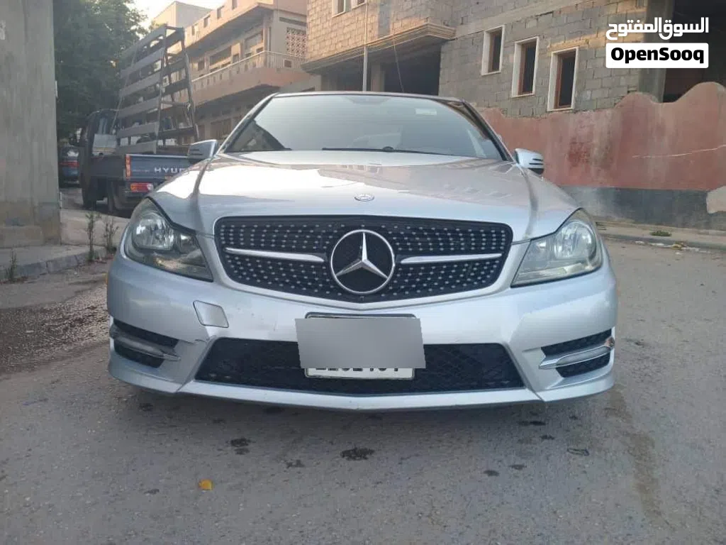 مرسيدس بنز الفئة-C C 300