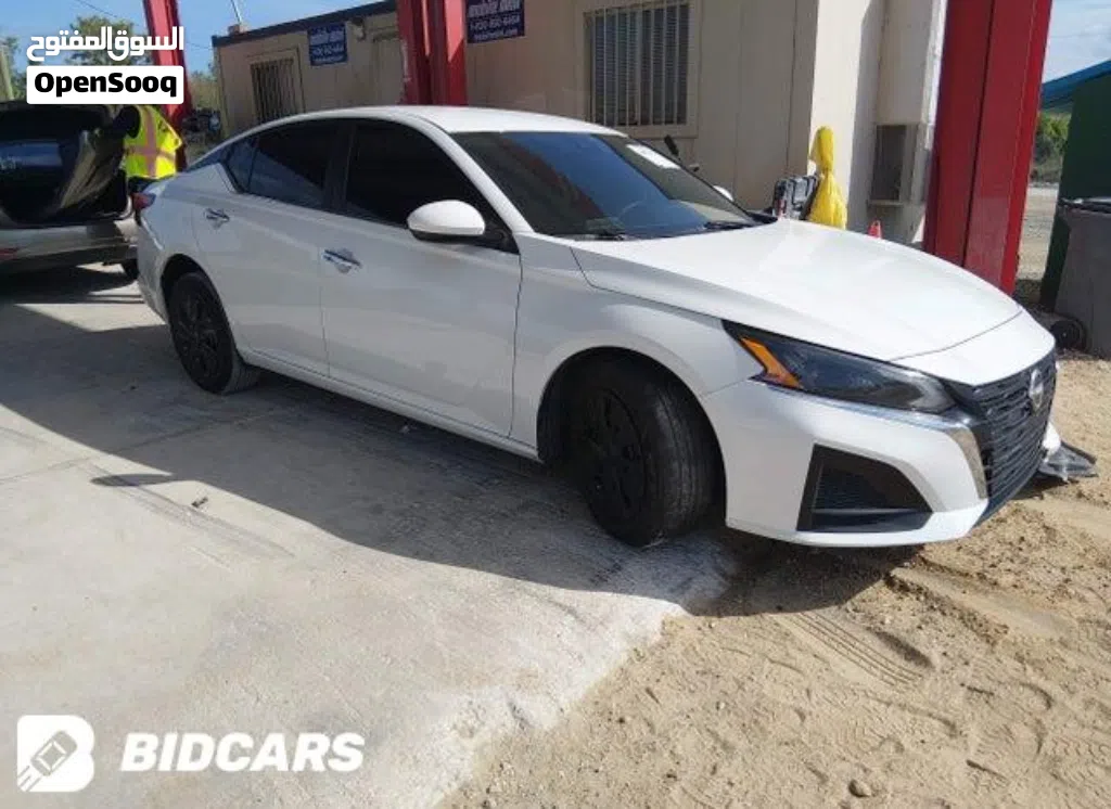 Nissan Altima S