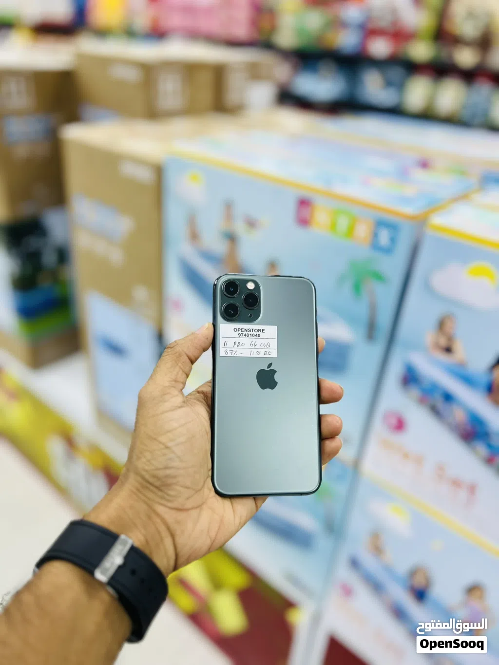 Iphone 11 pro 64 gb good battery excellent condition phone