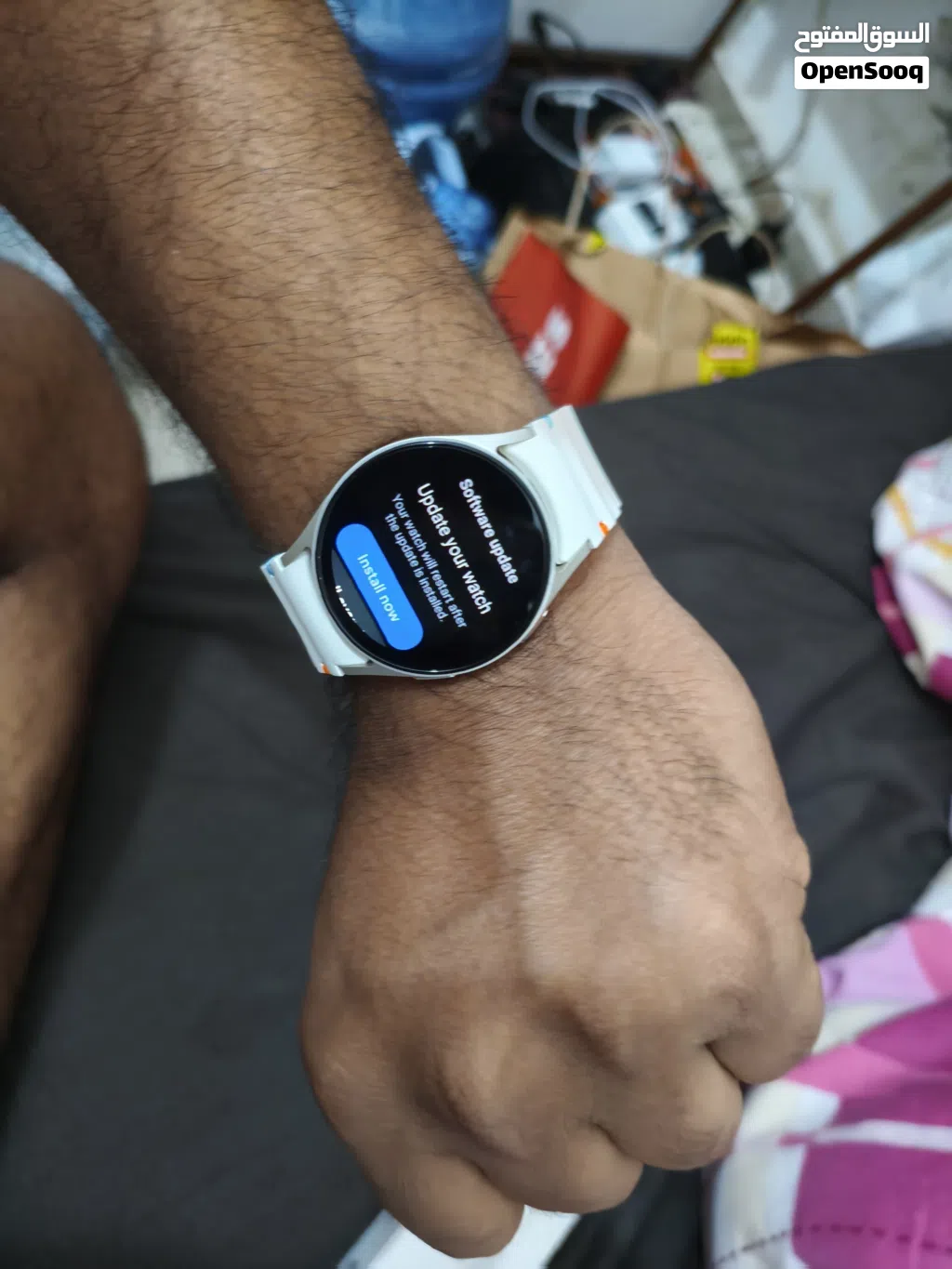 Samsung Galaxy Watch7 40mm Cream Like New Under Warranty
