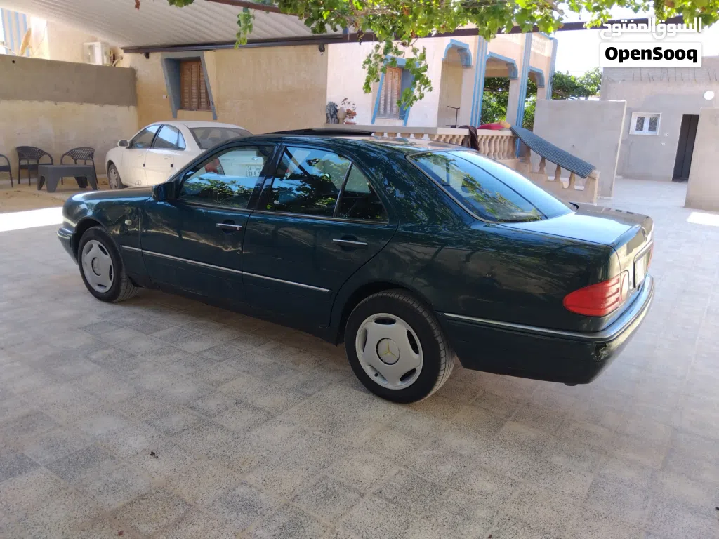 Mercedes Benz E-Class E 280