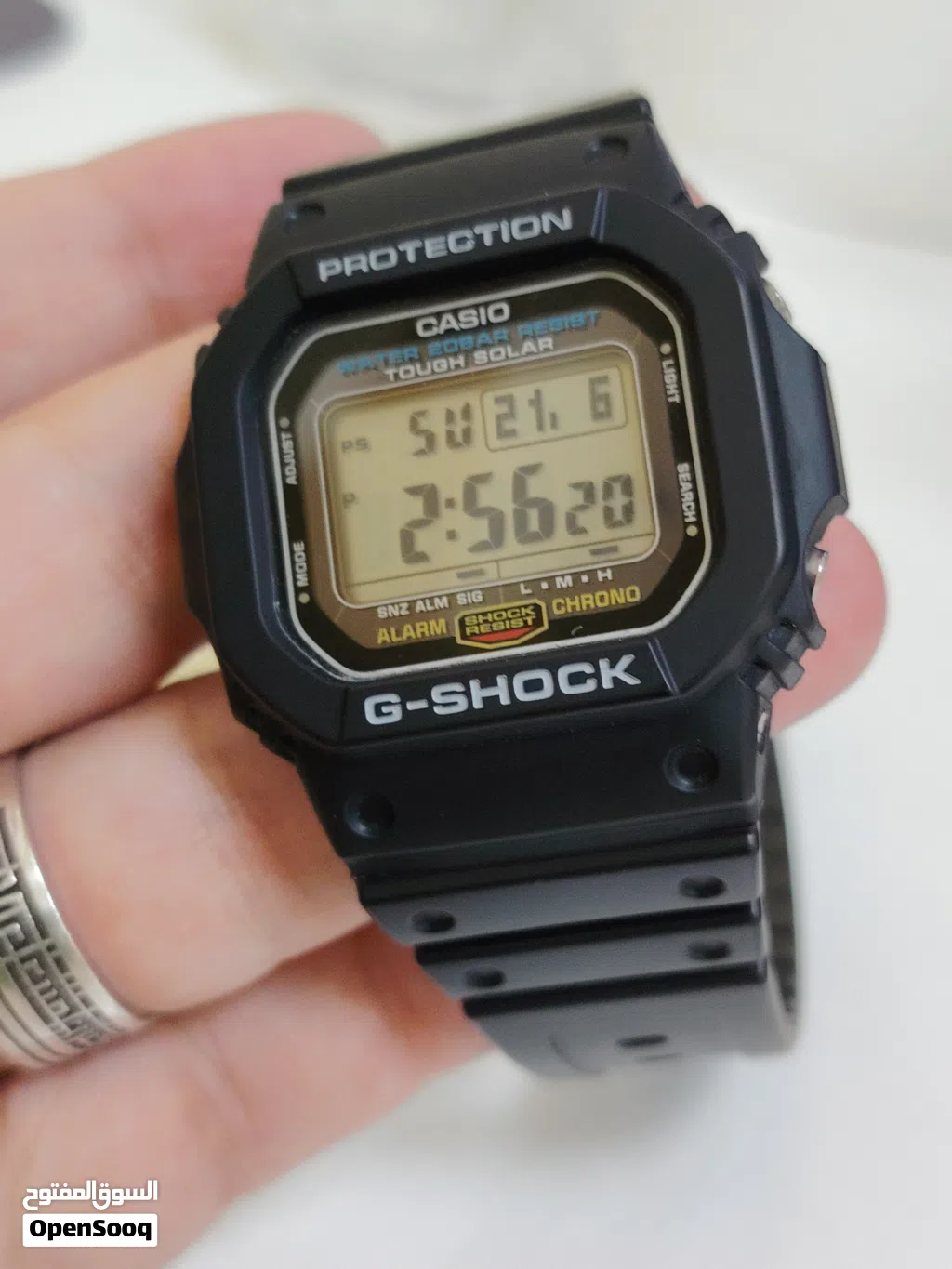 للبيع ساعة Casio G-Shock G-5600UE الأصلية، تعمل بالطاقة الشمسية Tough Solar، مقاومة للصدمات والماء