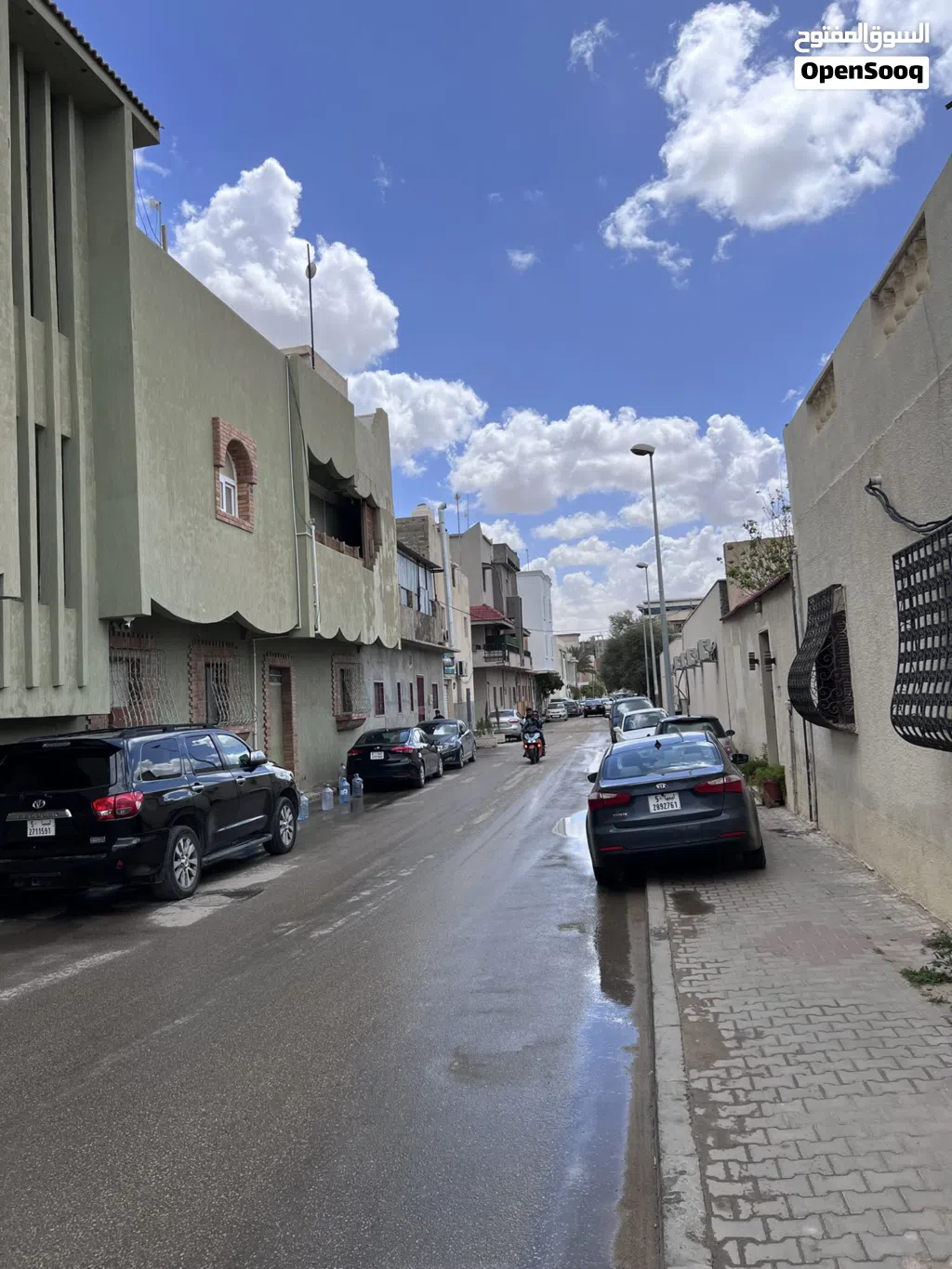 ارض للبيع واجهتين 600م بن عاشور