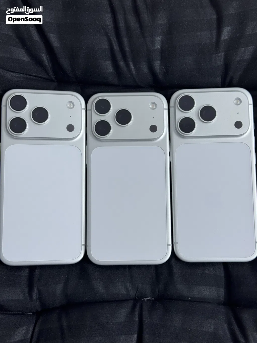 iPhone 17 pro 256 GB iPhone 17 pro 256 GB iPhone 17 pro 256 GB