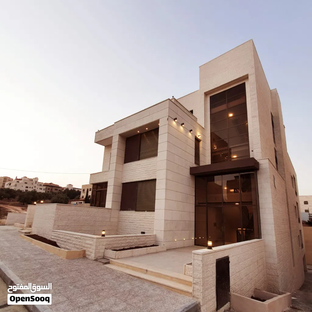 ستوديو فاخر مفروش للايجار