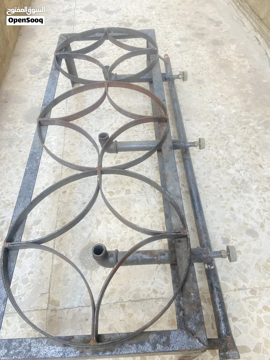 منصب غاز ثلاثه رؤوس للبيع بسعر مناسب