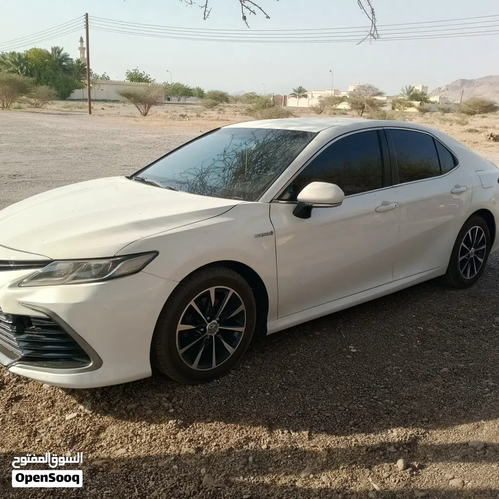 تويوتا كامري LE