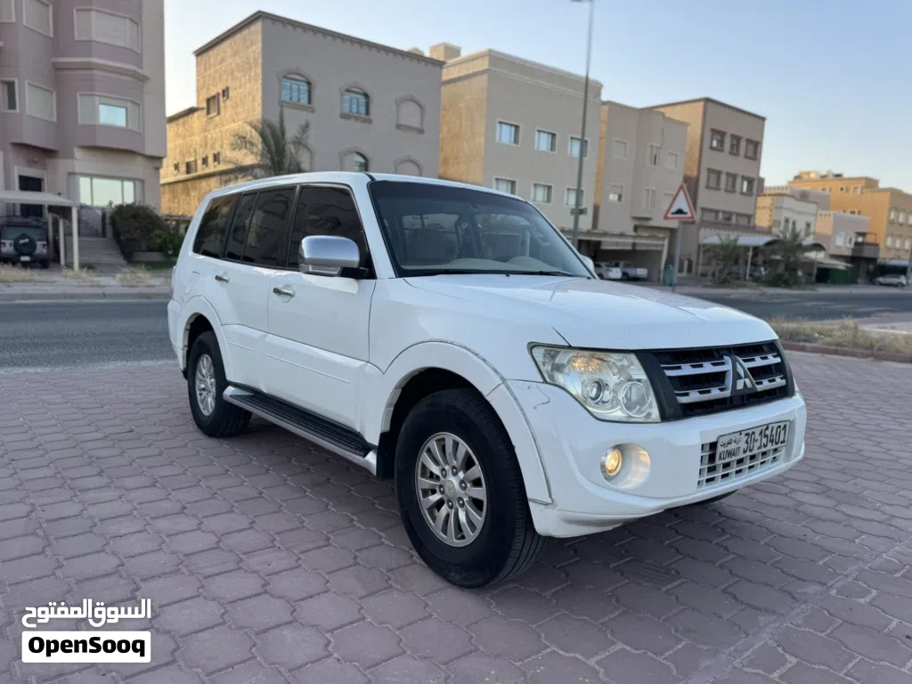 Mitsubishi Pajero GLS