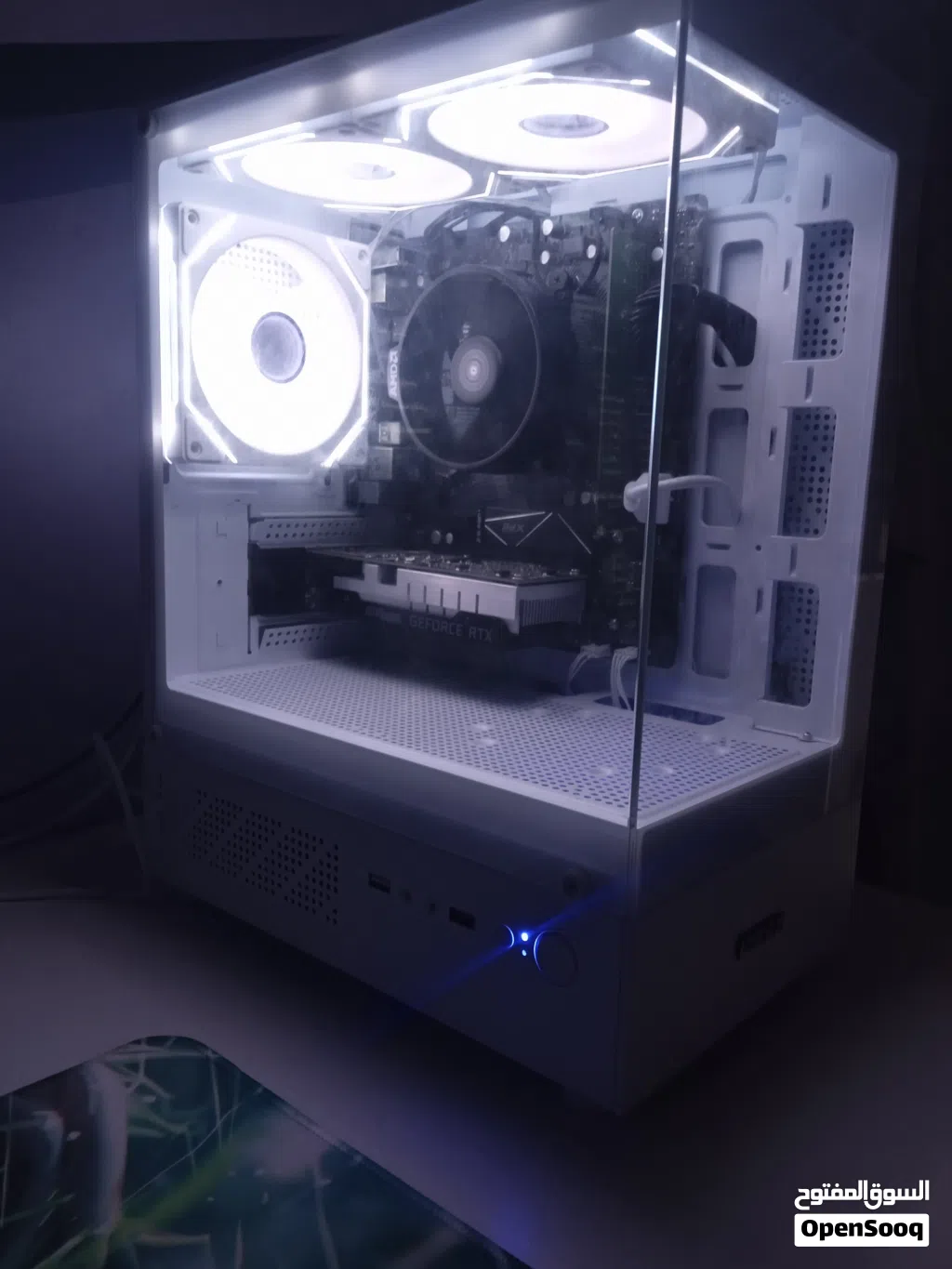 للبيع pc gaming مدة استخدام بسيطه