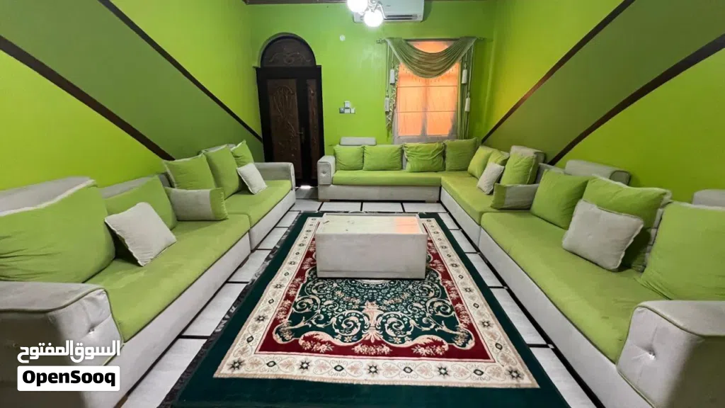 كنب بحاله جيده