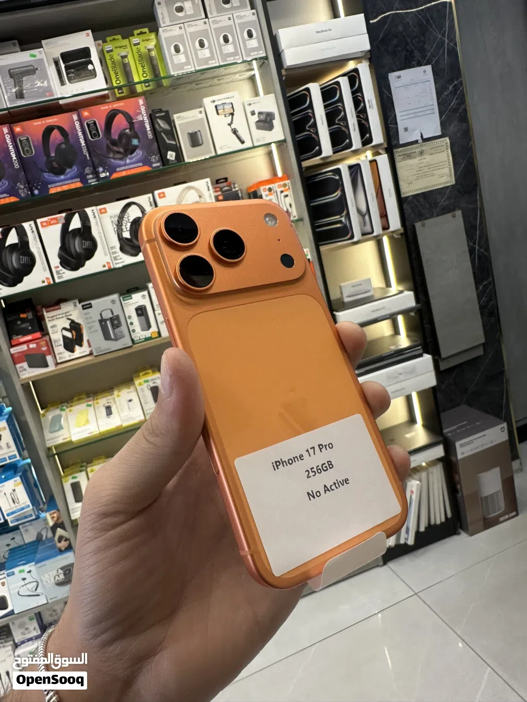 iPhone 17 Pro 256GB Orange No Active جديد بسعر قوي