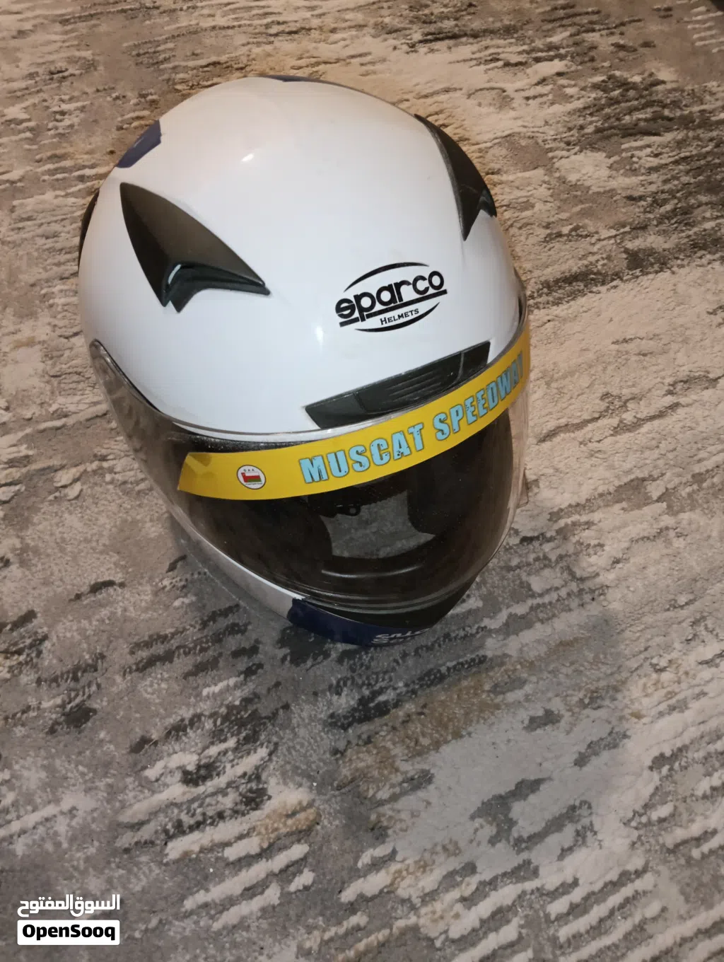 helmet eparco white color