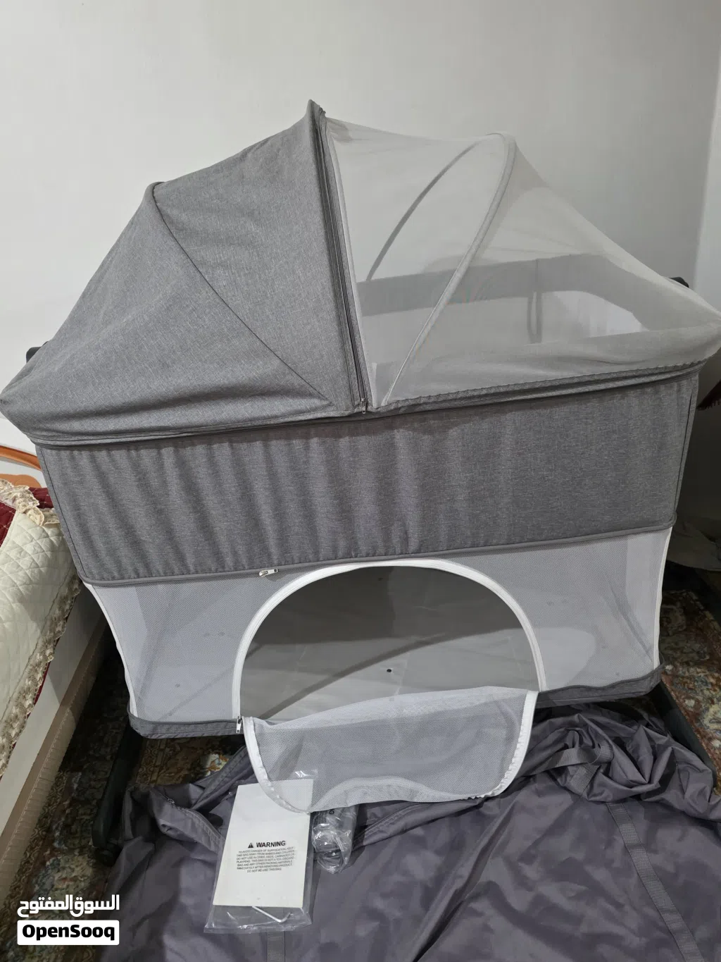 سرير اطفال جديد عمر اربع سنوات