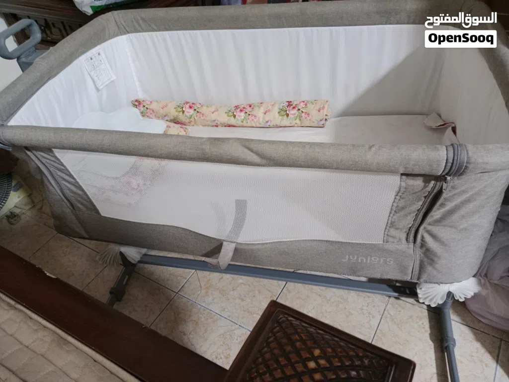 baby bed not used much in good condition