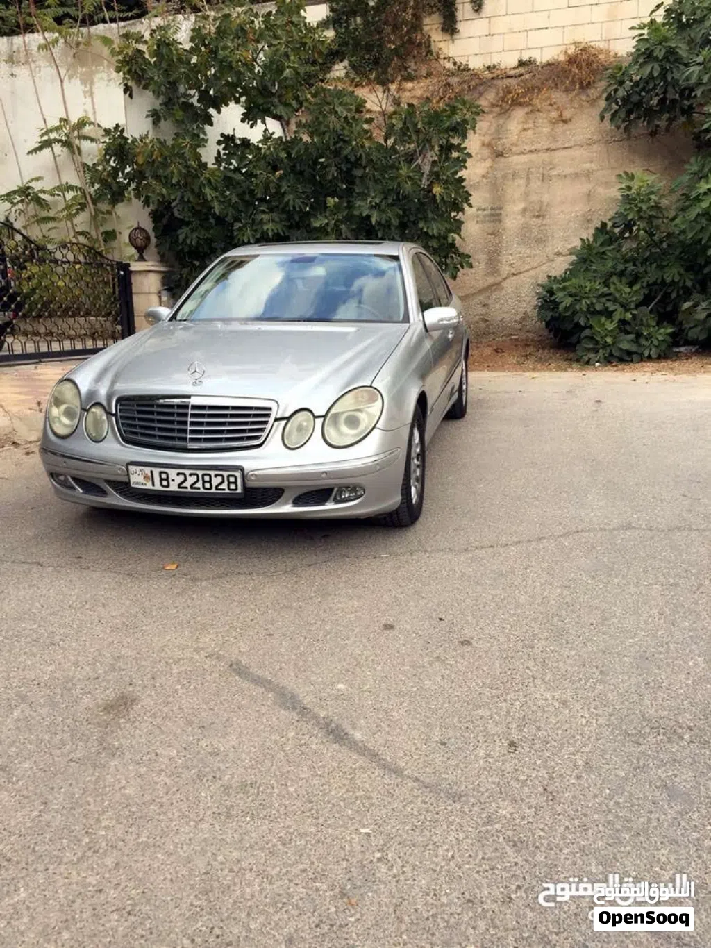 Mercedes Benz E-Class E 200