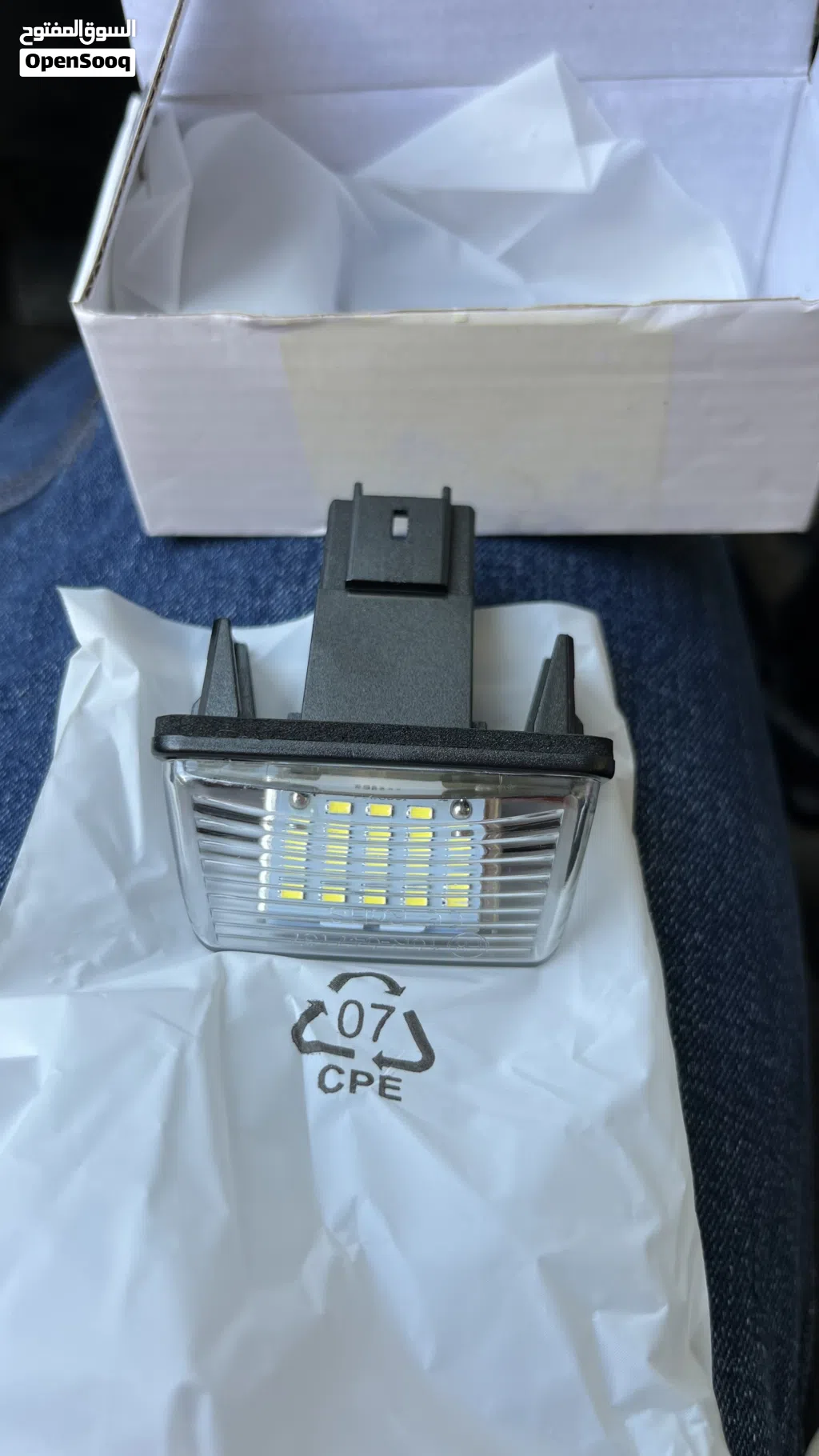 اضاءة LED للوحة الخلفية للسيارة و الغمازات الجانبية و الرجوع للخلف