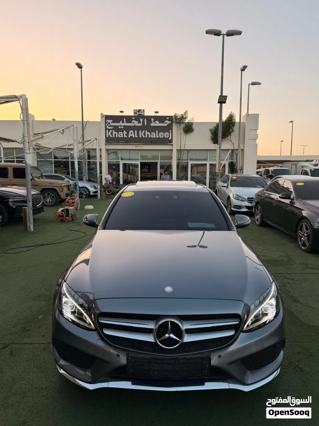 مرسيدس بنز الفئة-C C 200