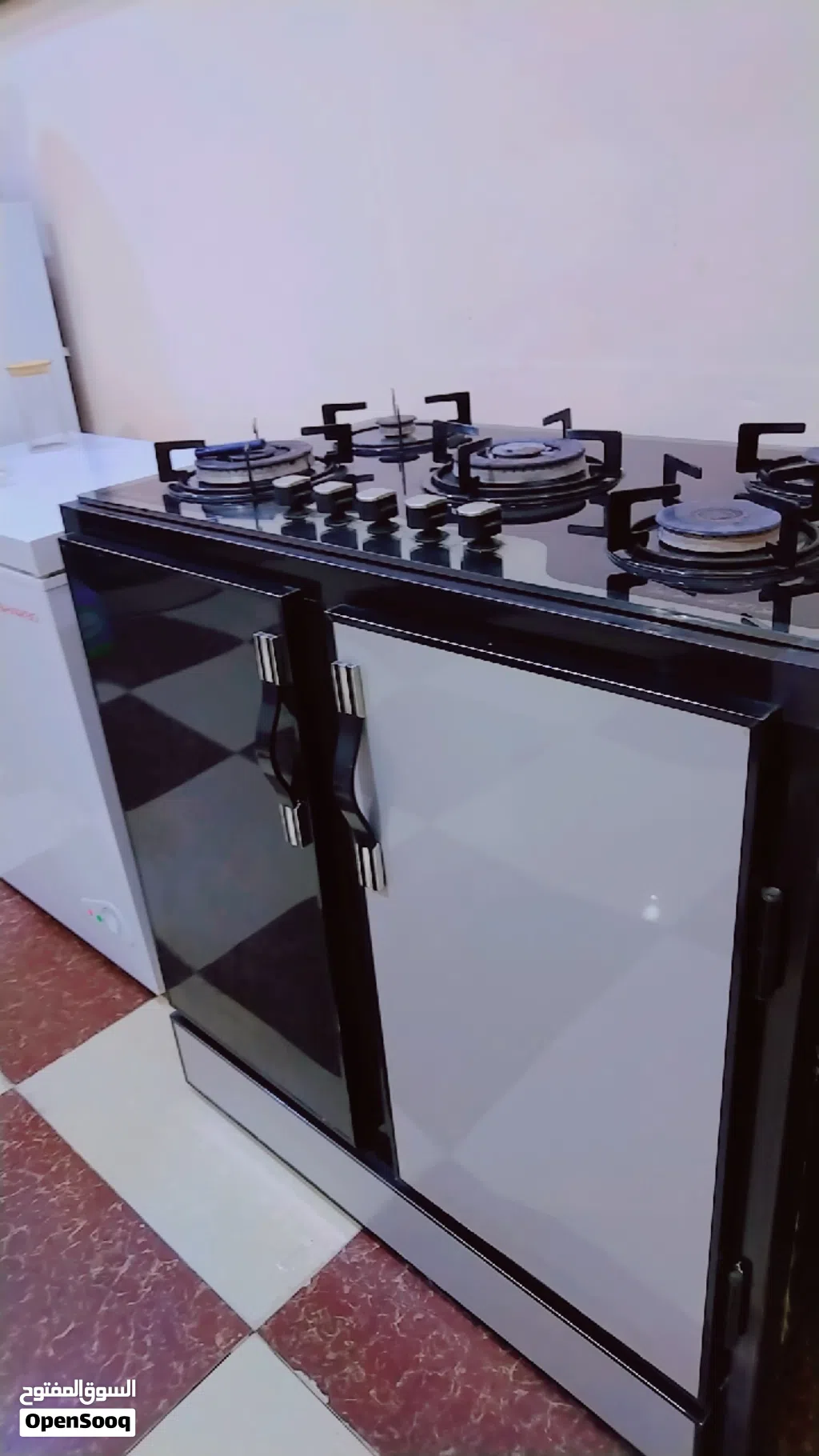 طباخ وميز225 جديده زلغ مابي