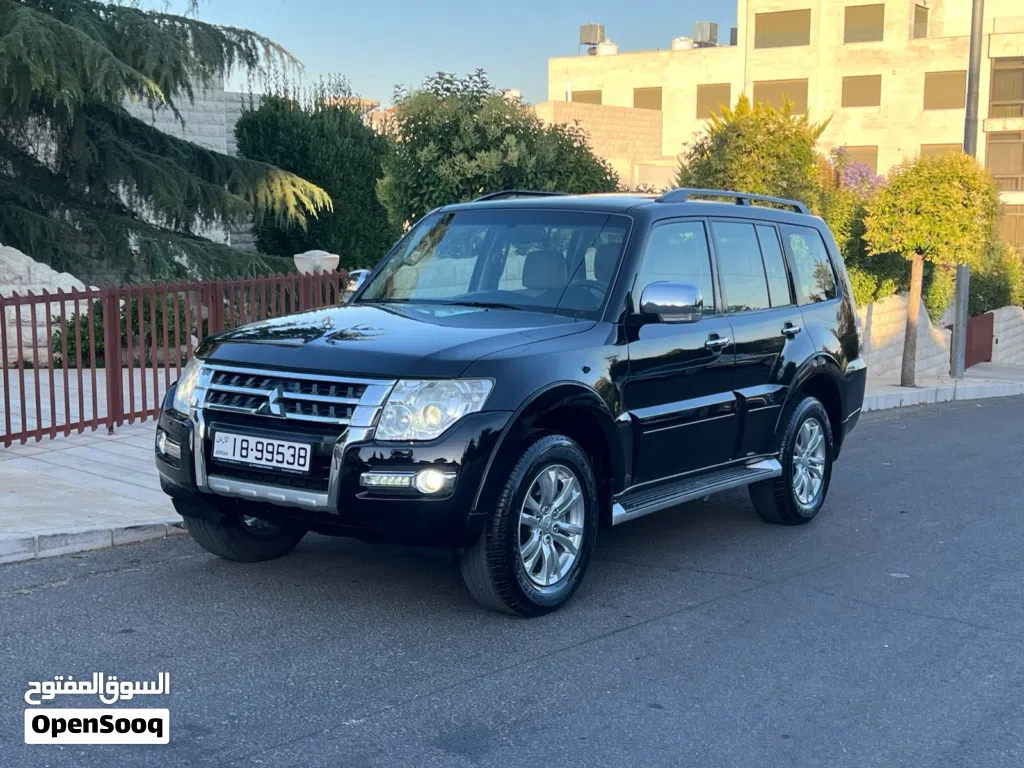 Mitsubishi Pajero GLS