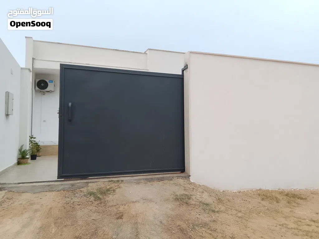 استراحة للبيع بسعر ممتاز