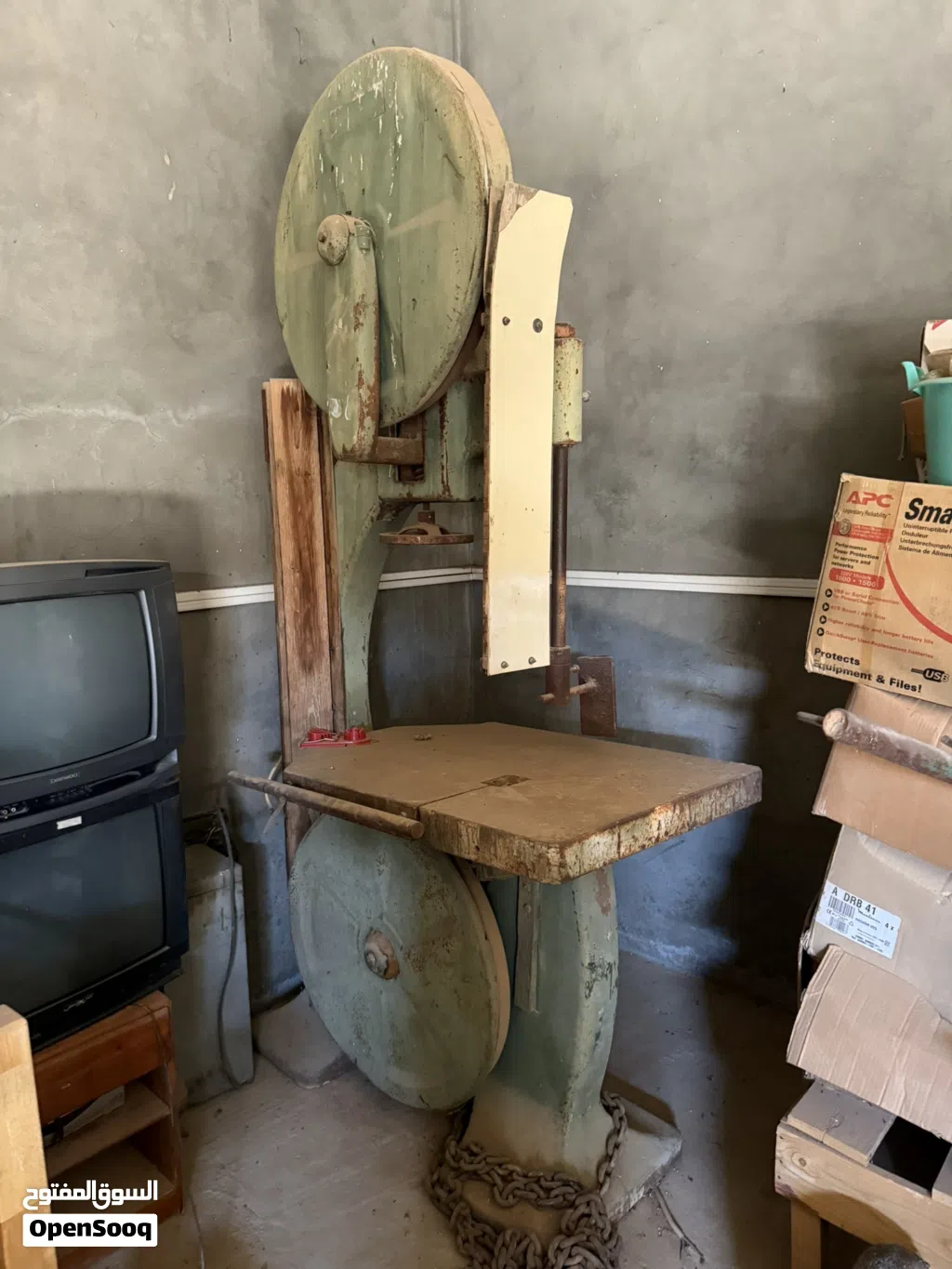 معدات ورشة نجارة