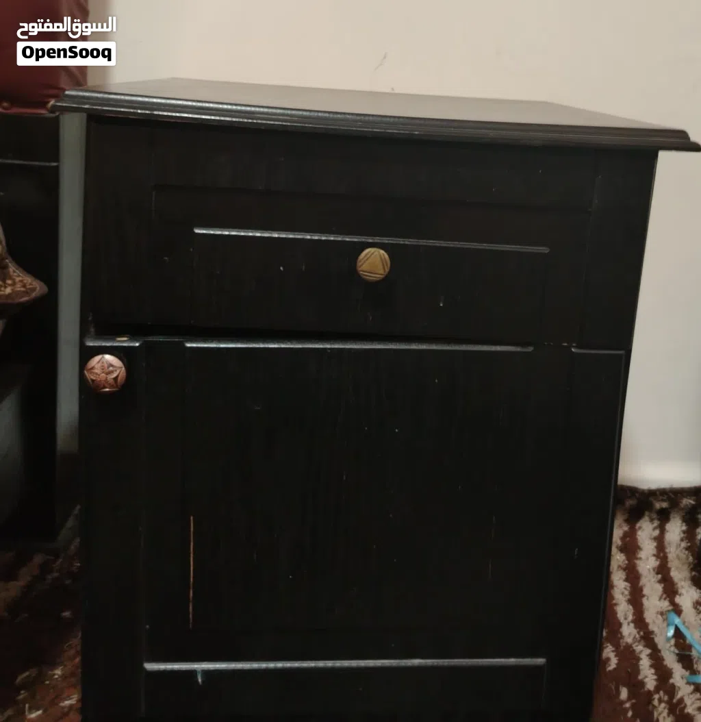 غرفة نوم كامله شبه جديد للبيع