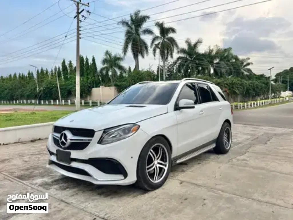 Mercedes Benz CLE-Class CLE 300