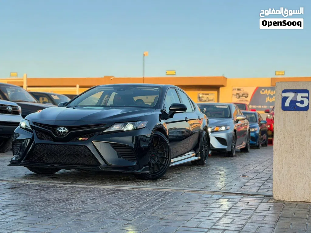 تويوتا كامري TRD