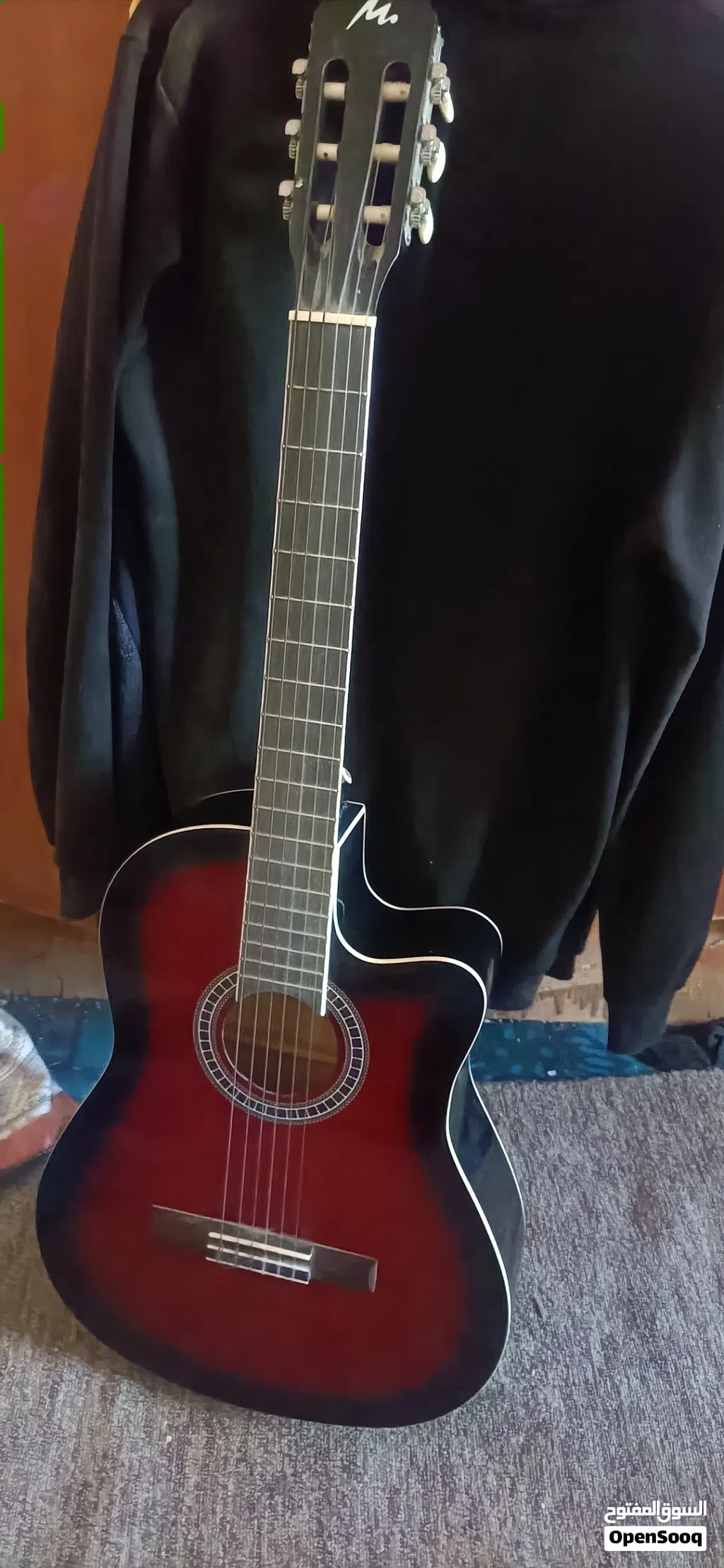جيتار كلاسيكي classical guitar