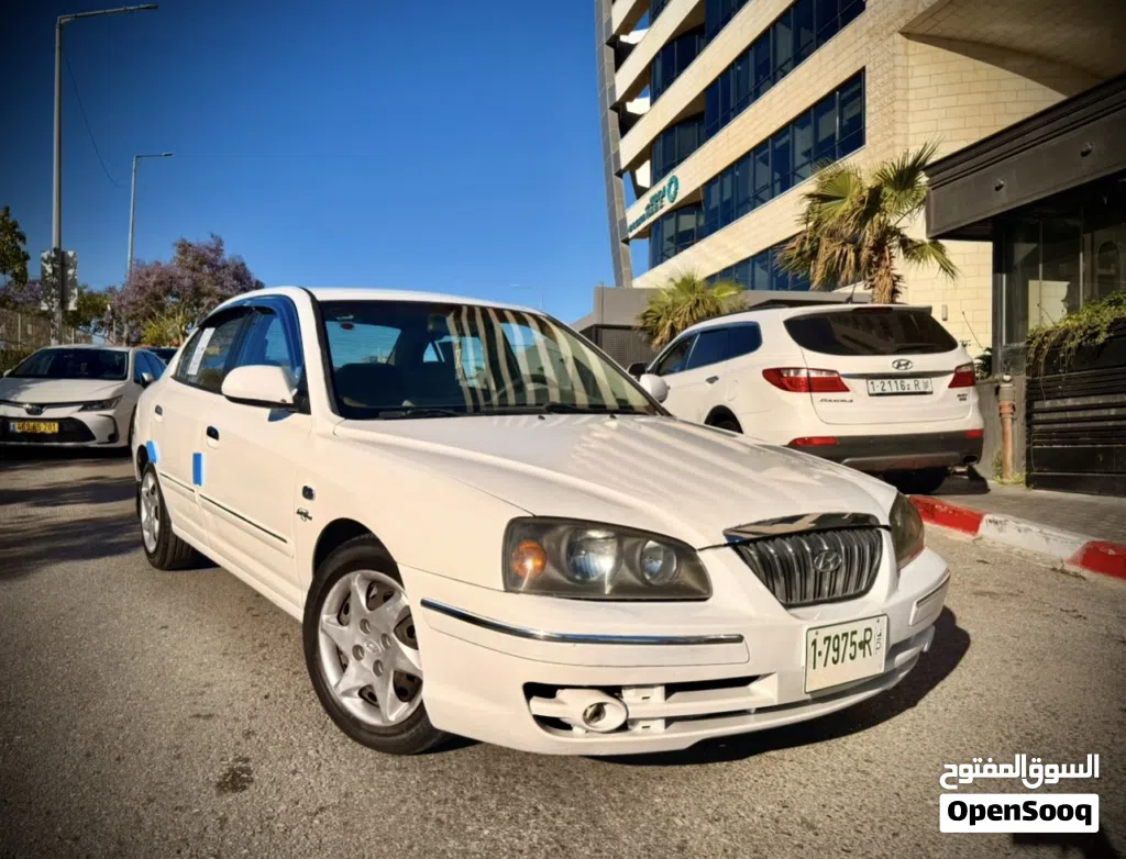 هيونداي افانتي Limited