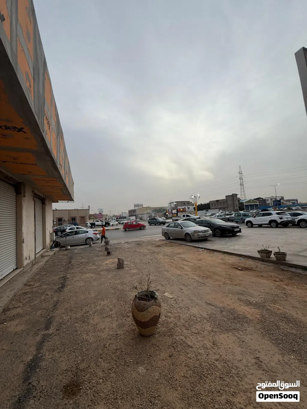 ارض وهنقر ايجار واستثمار ف جزيرة النصب التذكري ع الرئيسي