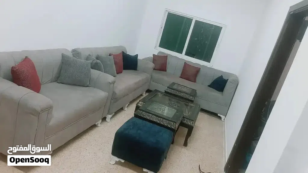 طقم مستعمل للبيع 40 دينار