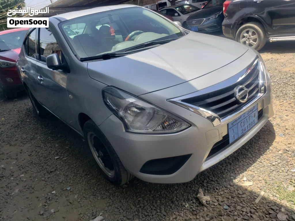 Nissan Sunny S