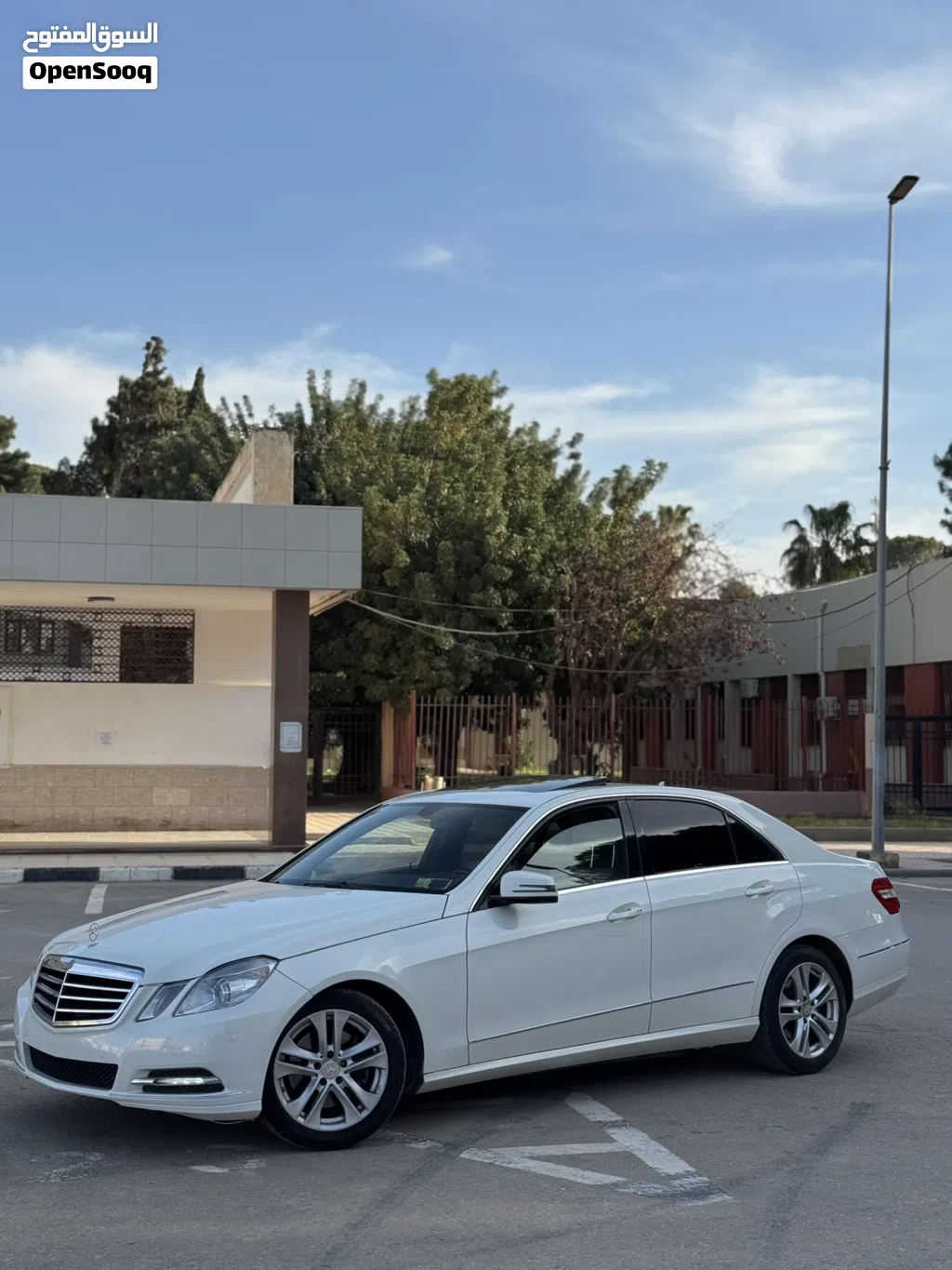 مرسيدس بنز الفئة-E E 350
