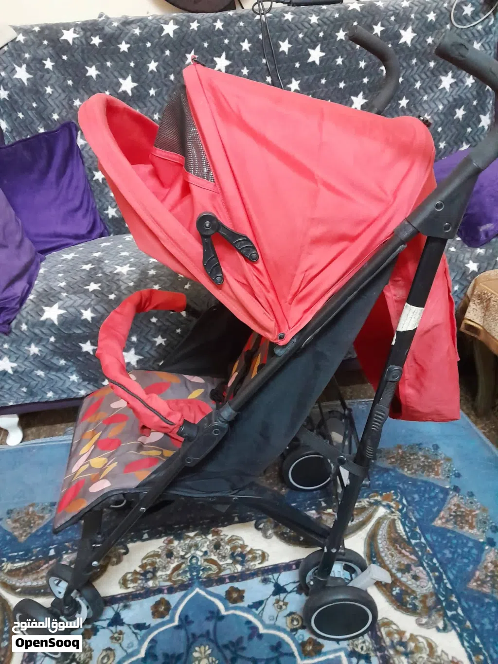 عربة ماركة فريست ستيب يعدل وضعها نوم وجلوس 9 ريال