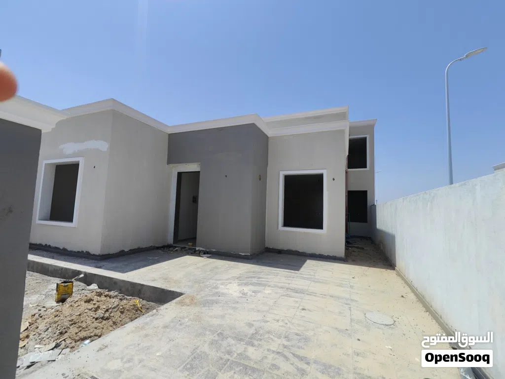 بيت في مجمع البلديات التنومة