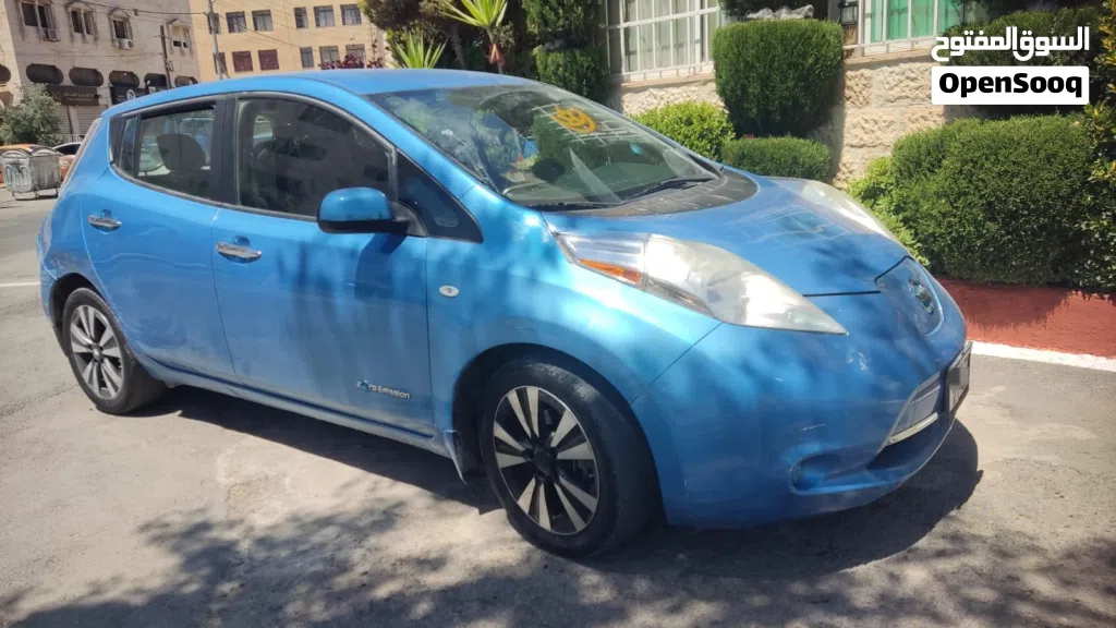 Nissan Leaf S