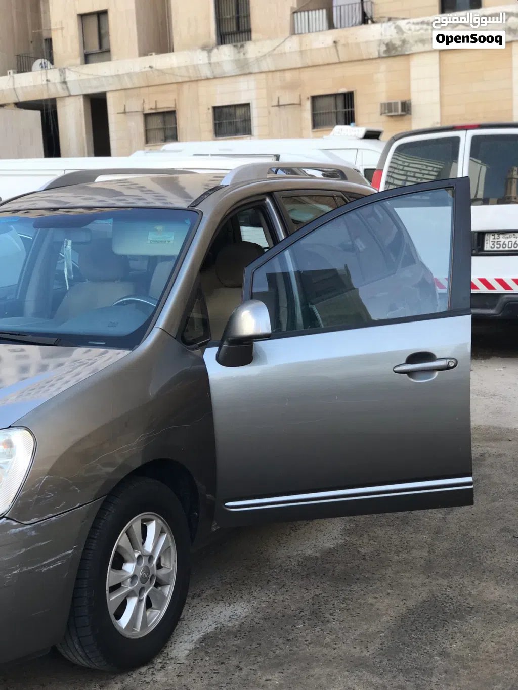 Kia Carens Standard