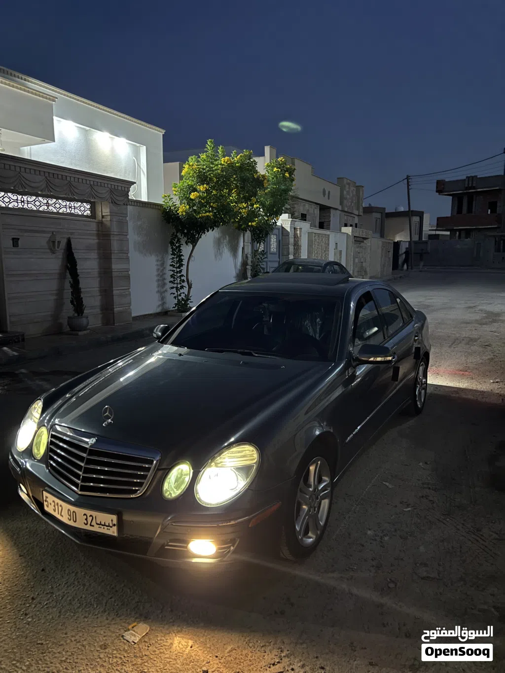 Mercedes Benz E-Class E 280