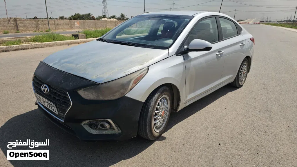 هیۆندای ئاکسێنت SE