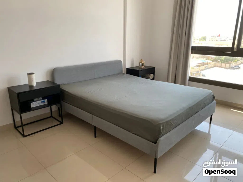 160x200 cm Modern Bed + 2 Bedside Tables + Mattress