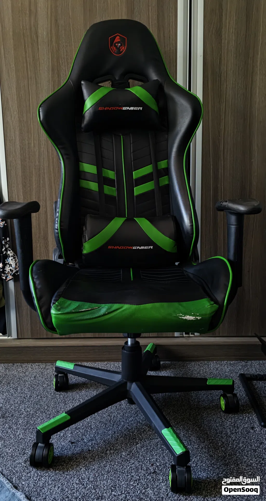 كرسي العاب بحالة جيدة Gaming chair