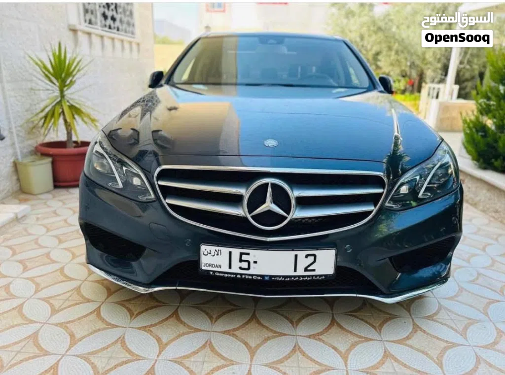 مرسيدس بنز الفئة-E E 200