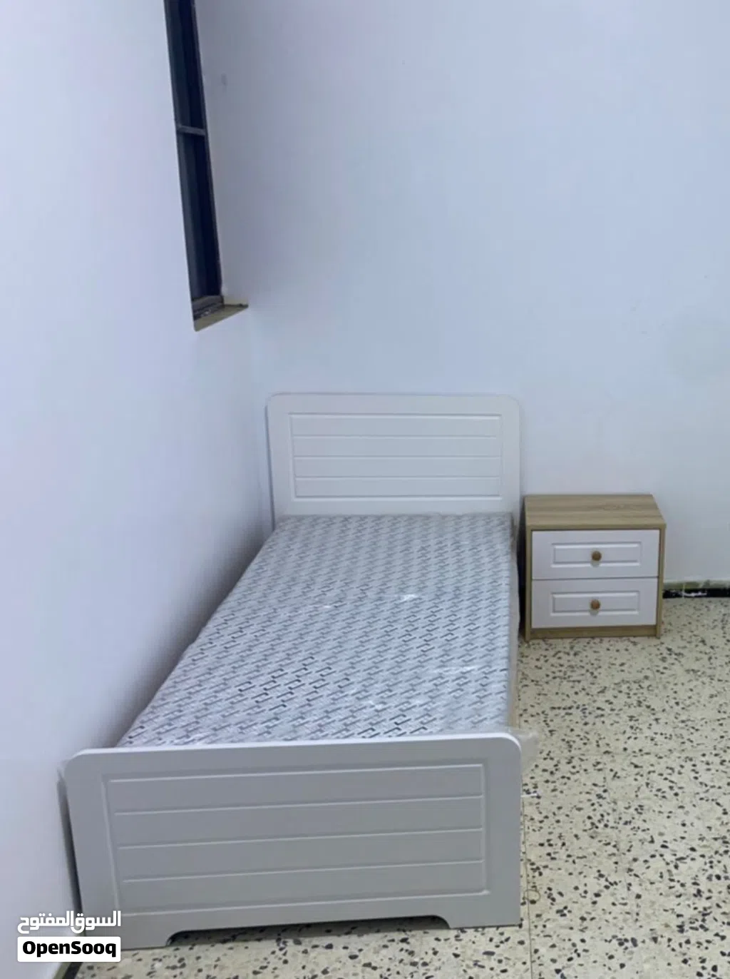 اسره جديده بملحقاتهن
