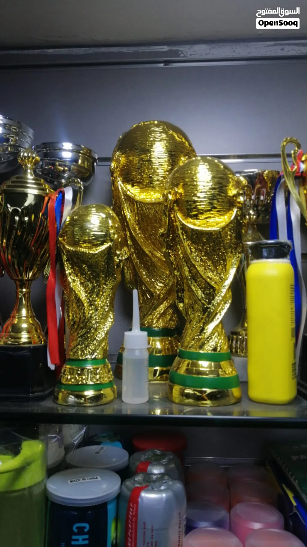 كأس العالم لكرة القدم ب3 مقاسات ثقيل جوده عاليه شكل مميز وفخم