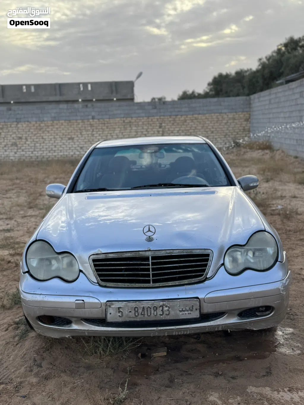مرسيدس بنز الفئة-C C 200