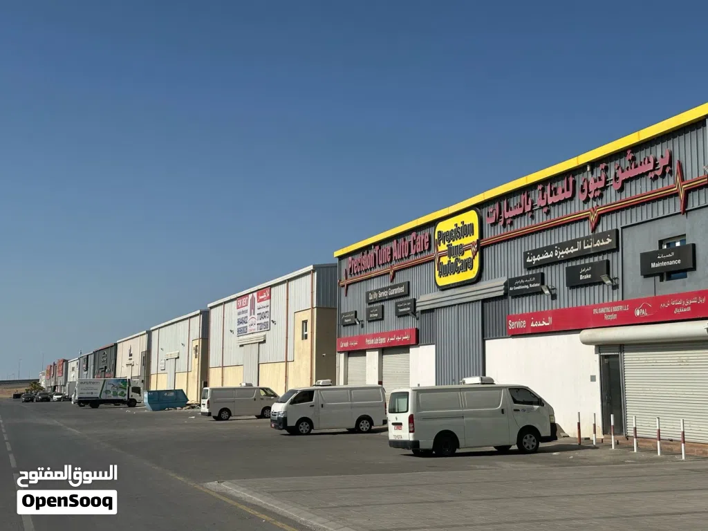 ورشة صناعية (صناعي او مستودع) للايجار ، خلف مطاحن الشرع في الرسيل، Workshop in Rusayl for rent