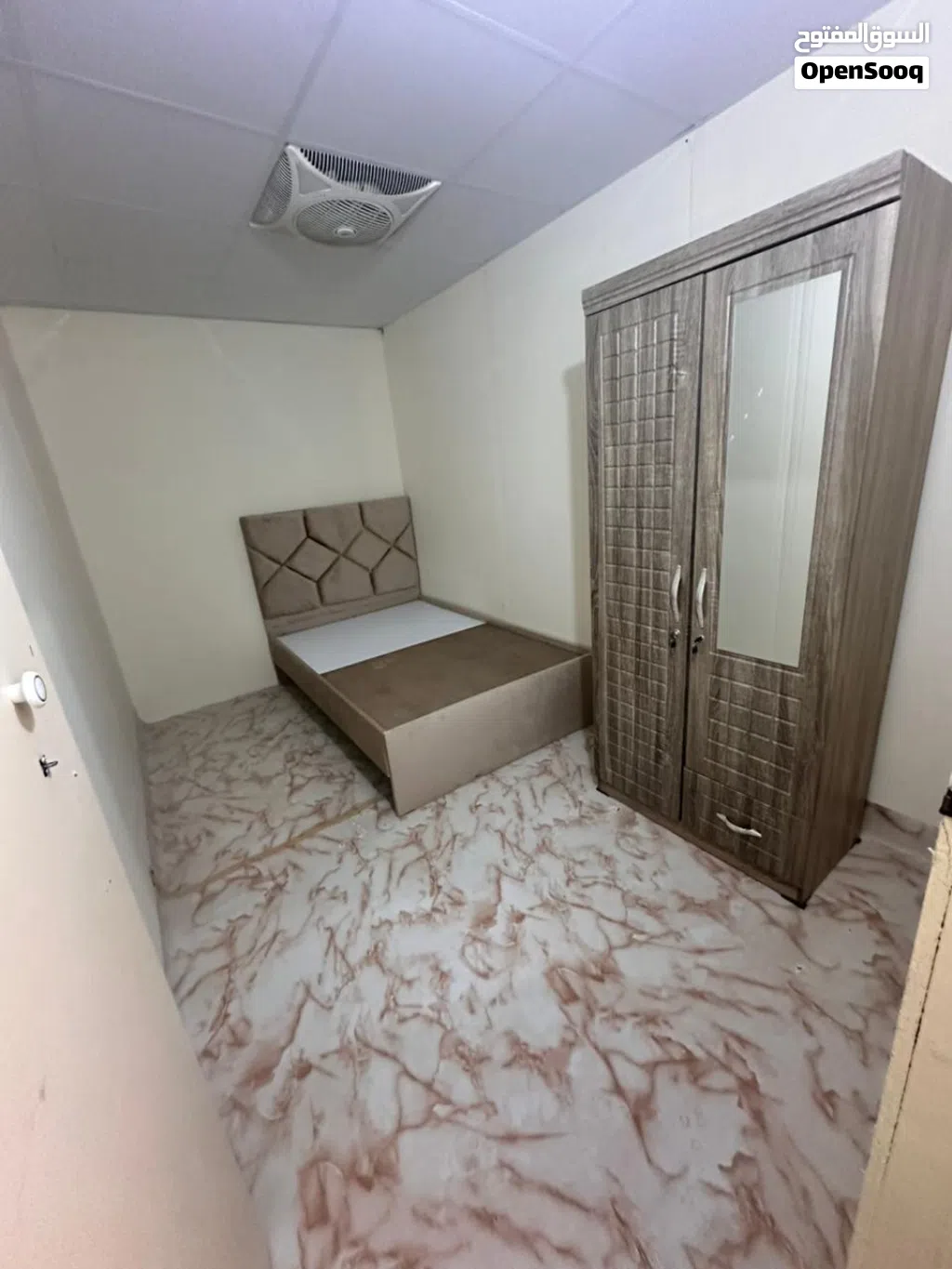 Half Room Available for Rent