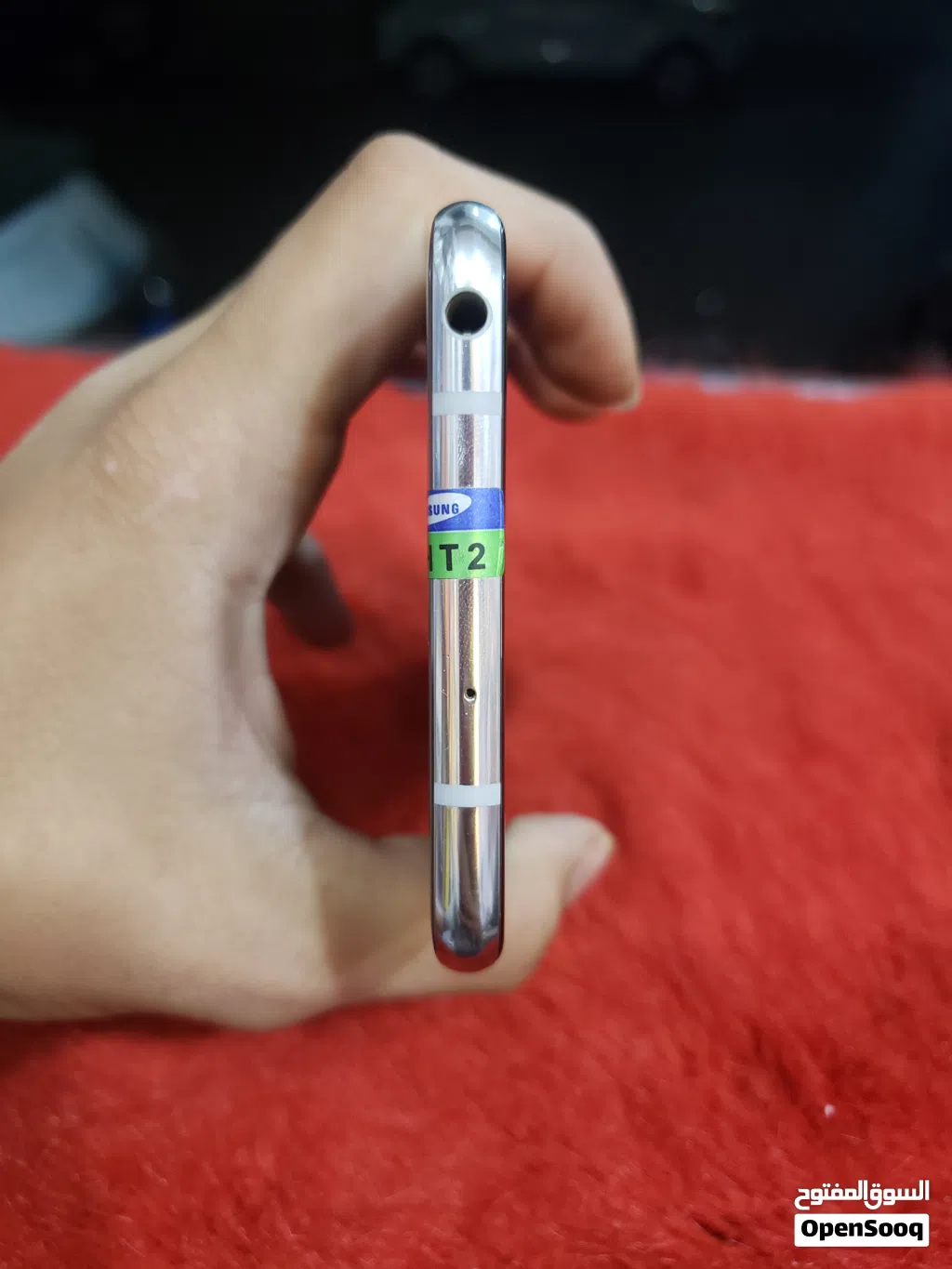 v30ال جي هاتف